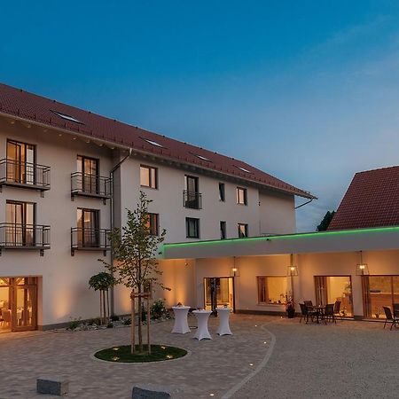 Gasthaus Forster Am See - Eching Bei Landshut ภายนอก รูปภาพ