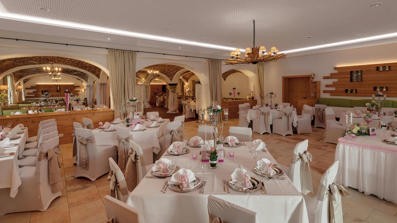 Gasthaus Forster Am See - Eching Bei Landshut ภายนอก รูปภาพ